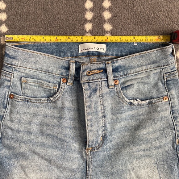 LOFT petite jeans size 2 - Picture 3 of 8